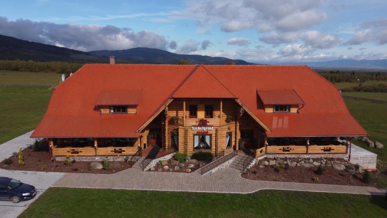 Székelyföld Fogadó Borzont Exterior foto